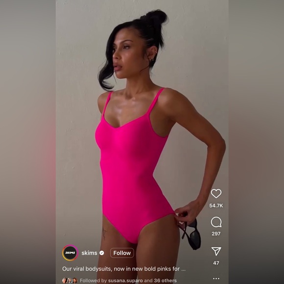 SKIMS 4X/5X SEAMLESS SCULPT Sculpting Bodysuit with Snaps Flamingo pink - Picture 6 of 11